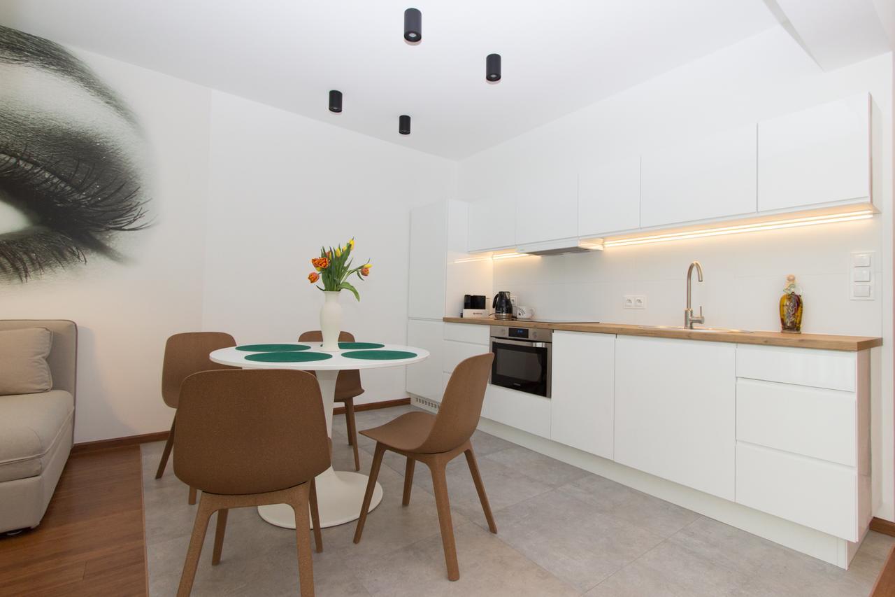 Lenzo Apartments Krasków Εξωτερικό φωτογραφία